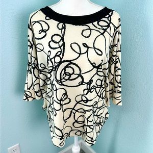 New Directions Ivory & Black Print Blouse Large Batwing Sleeves EUC